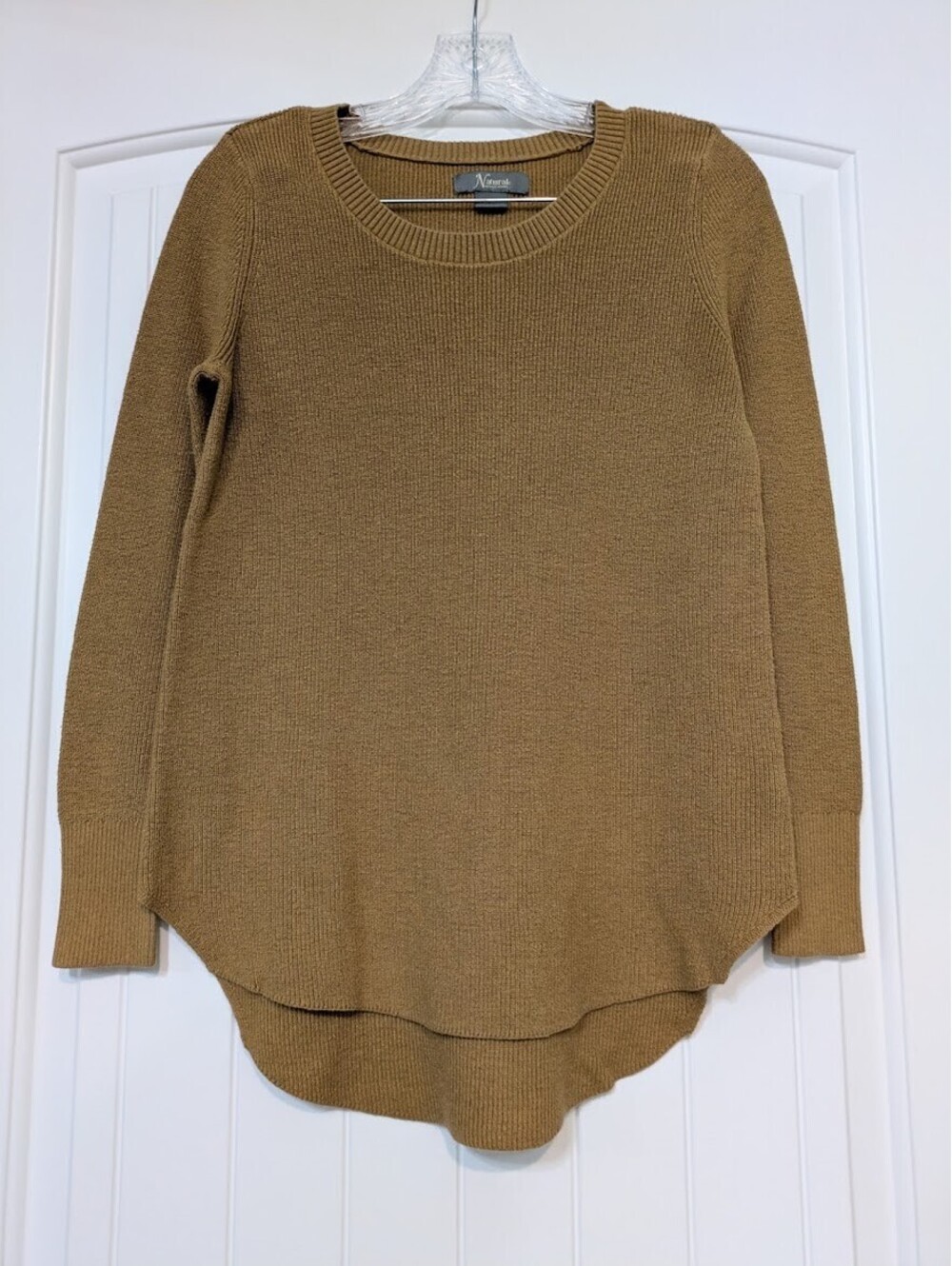 Natural Reflections Lightweight Brown Sweater Medium GUC Alpine Ivory